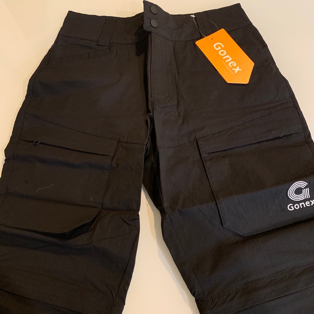 Gonex hiking convertible pants to shorts